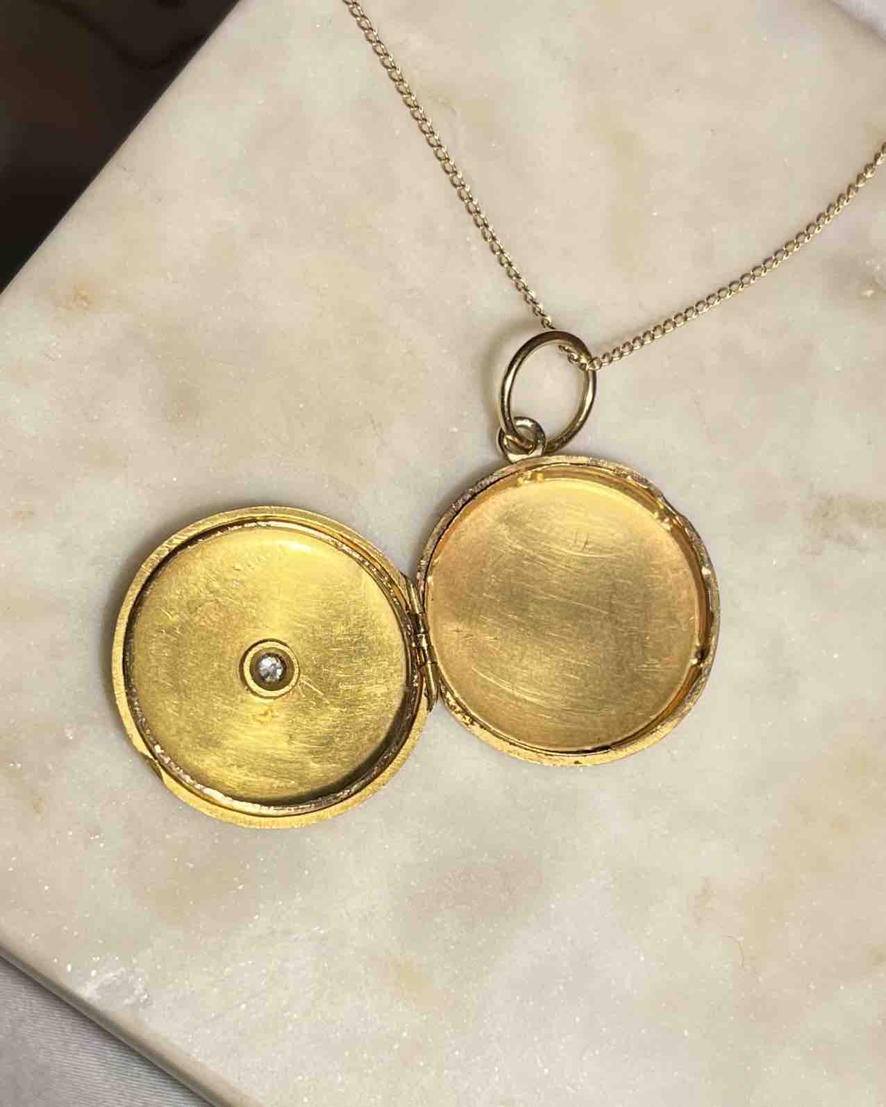 Pendentif médaillon ouvrant Or &amp; Diamant  &quot;Paulina&quot;