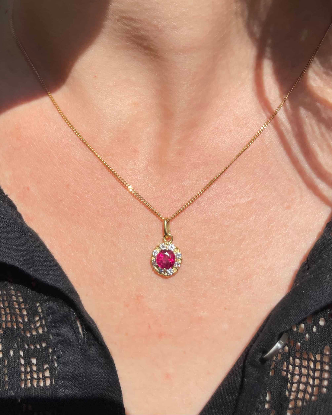 Pendentif Marguerite Rubis 1.15 carat &amp; 8 diamants &quot;Vaelia&quot;