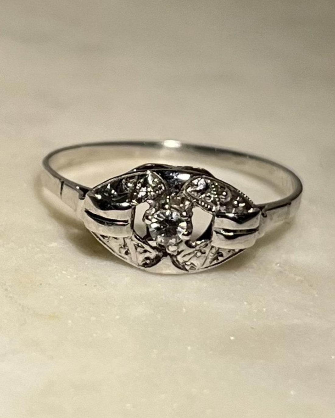 Bague diamants style Art-déco &quot;Lexine&quot;