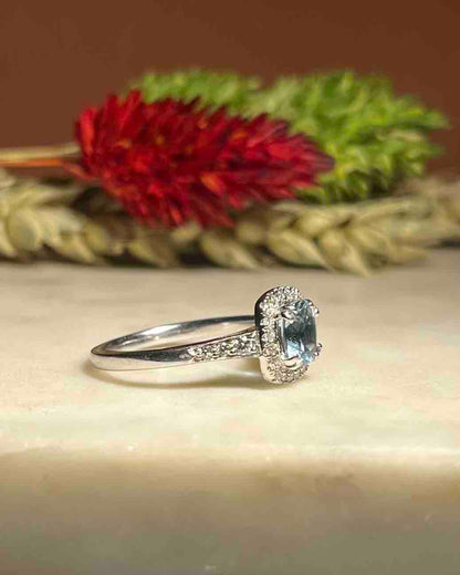 Bague Marguerite Aigue-Marine et Diamants &quot;Basma&quot;