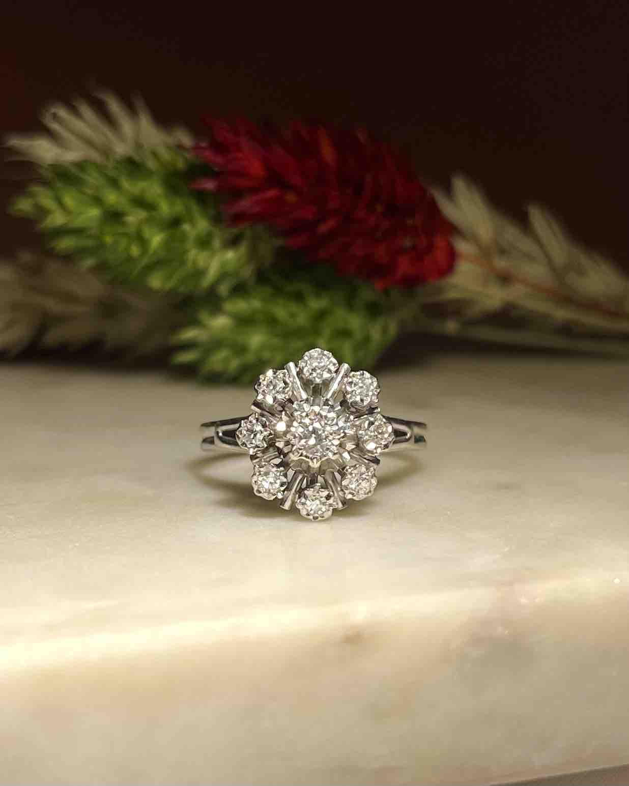 Anillo de margaritas con diamantes "Lali"