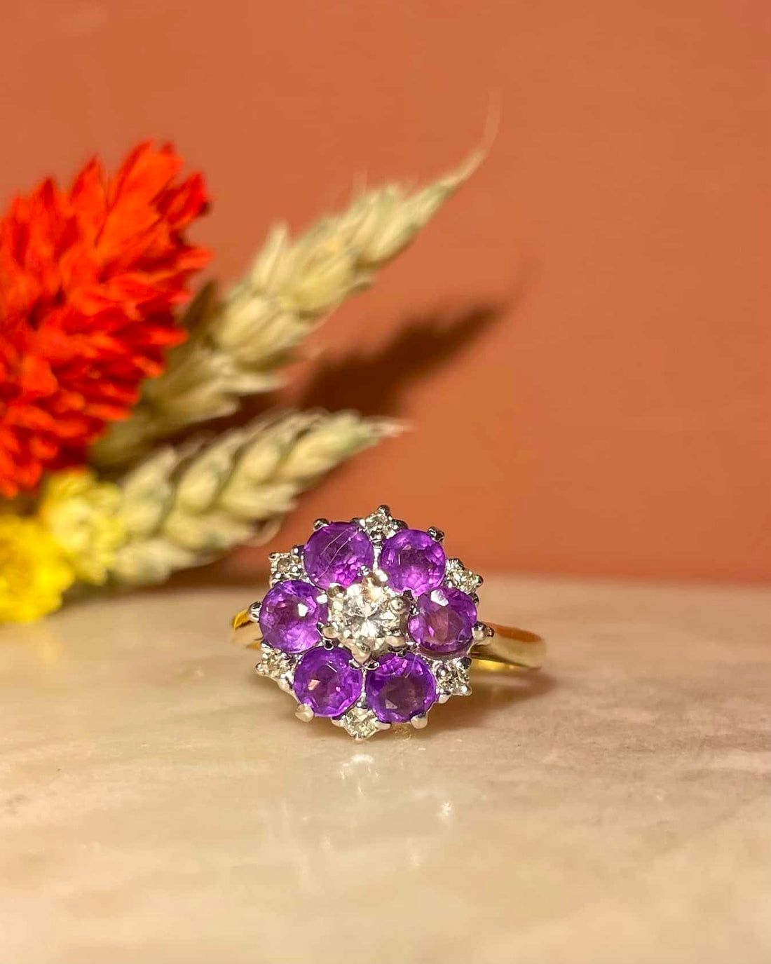 Bague Marguerite Améthystes 1.15 carat &amp; 7 Diamants &quot;Anya&quot;