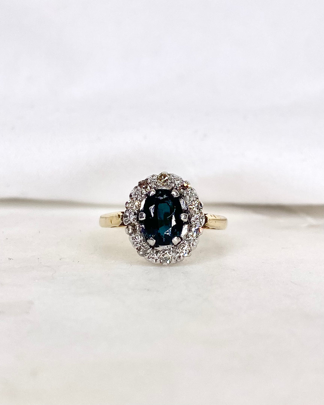 Bague Marguerite Saphir 1.30 carat &amp; Diamants &quot;Maria&quot;