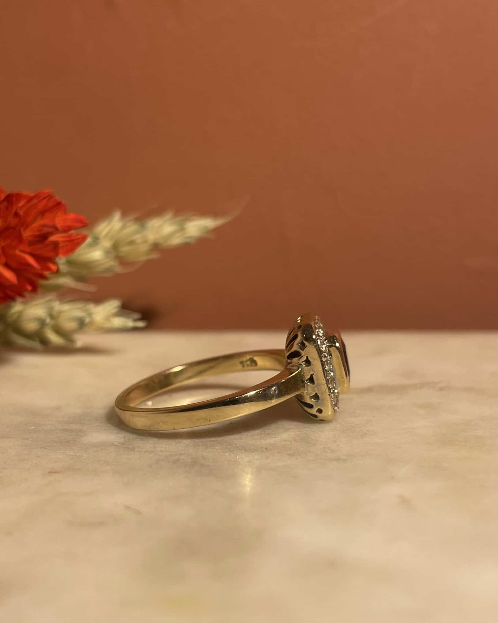 Anillo de zafiro y diamantes estilo art déco "Maébry"