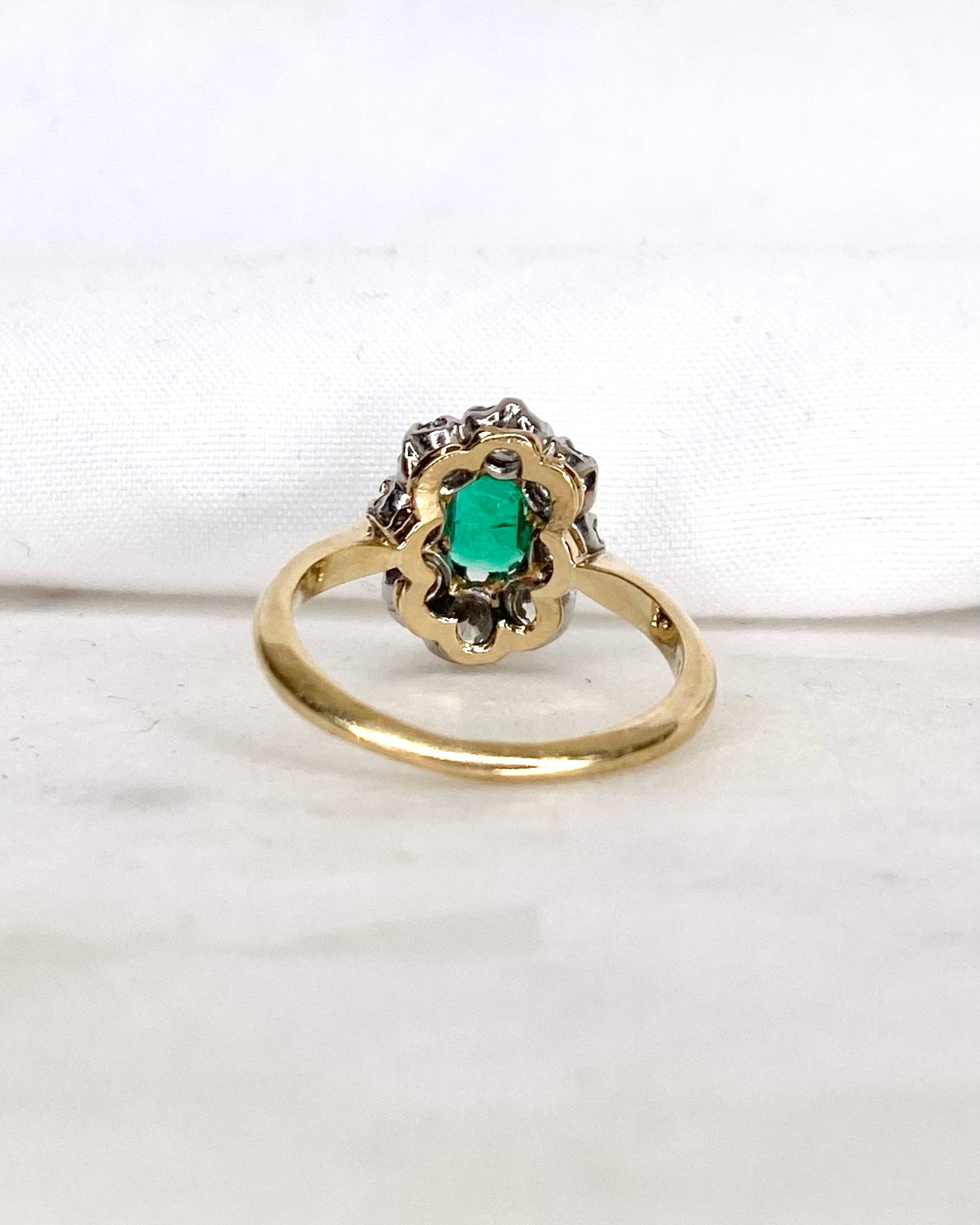 Bague Marguerite Émeraude &amp; Diamants &quot;Roxanne&quot;