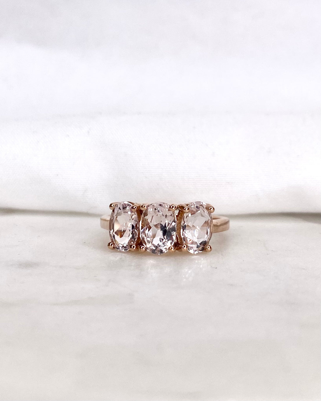 Bague Trilogie Morganite 2.66 carats &quot;Olina&quot;