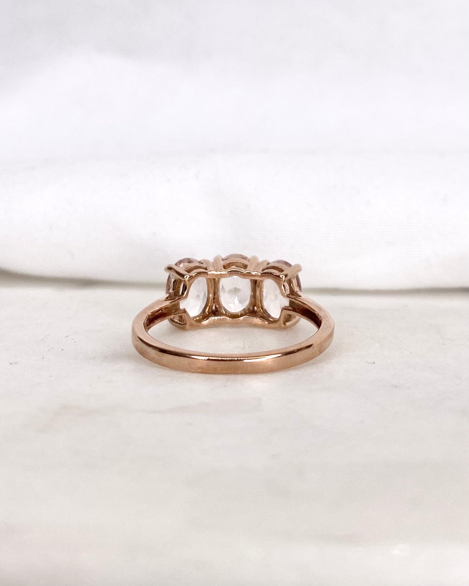 Bague Trilogie Morganite 2.66 carats &quot;Olina&quot;