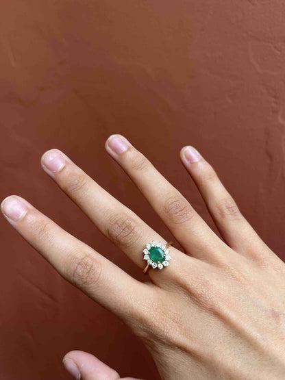 Bague Marguerite Émeraude &amp; Diamants &quot;Ingrid&quot;