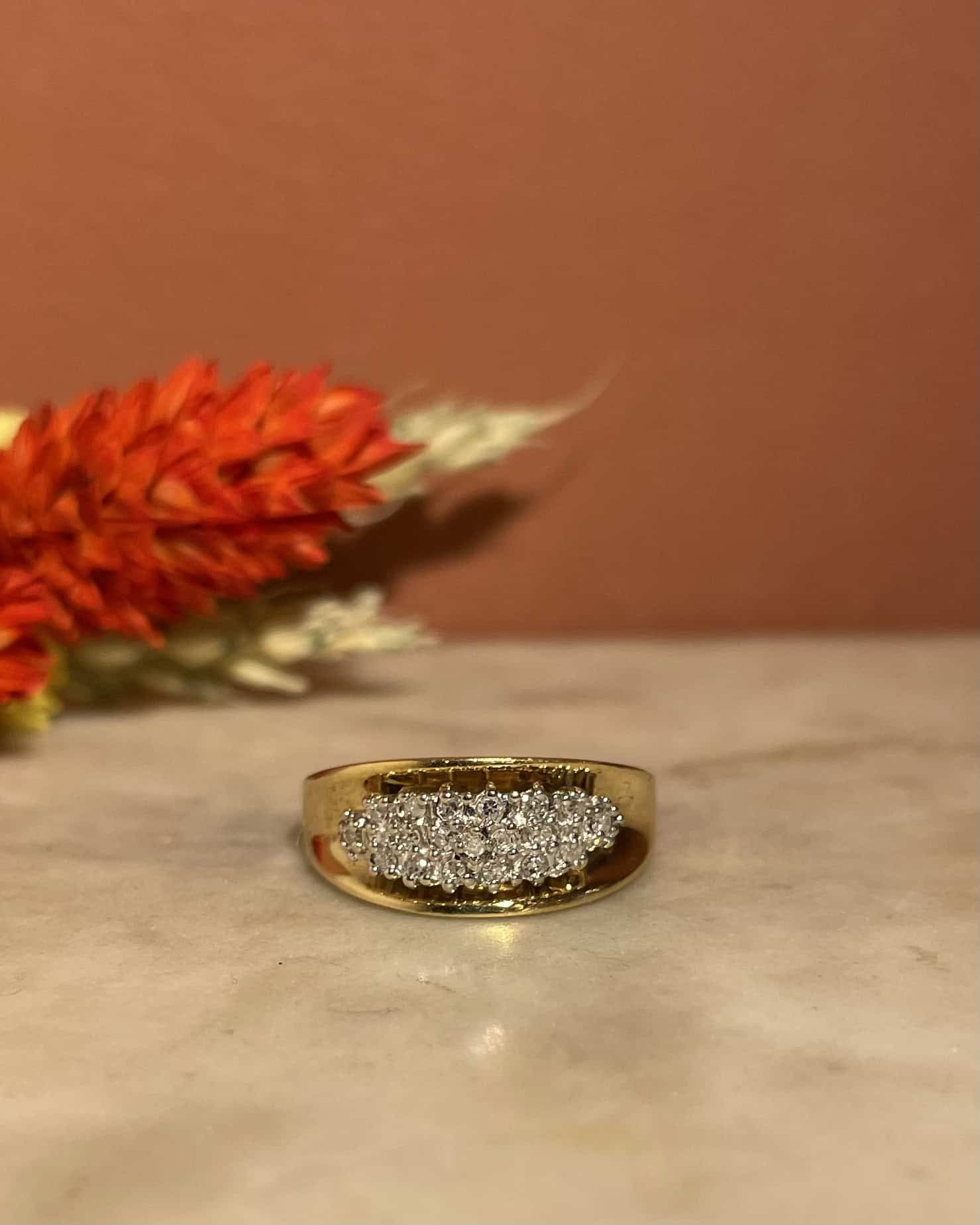 Anillo brazalete "Theïa" de 22 diamantes