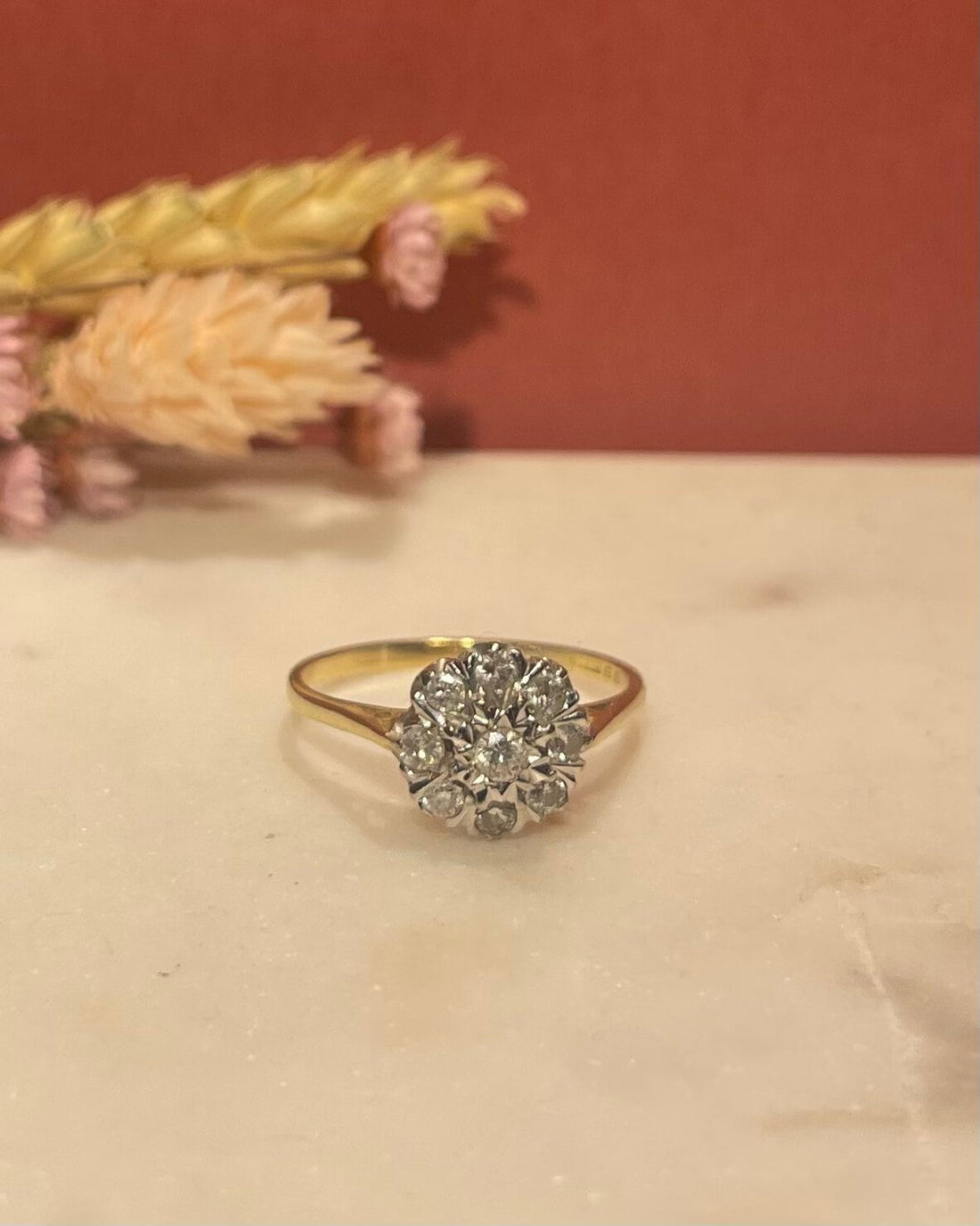 Bague Vintage Marguerite 9 Diamants &quot;Maeva&quot;
