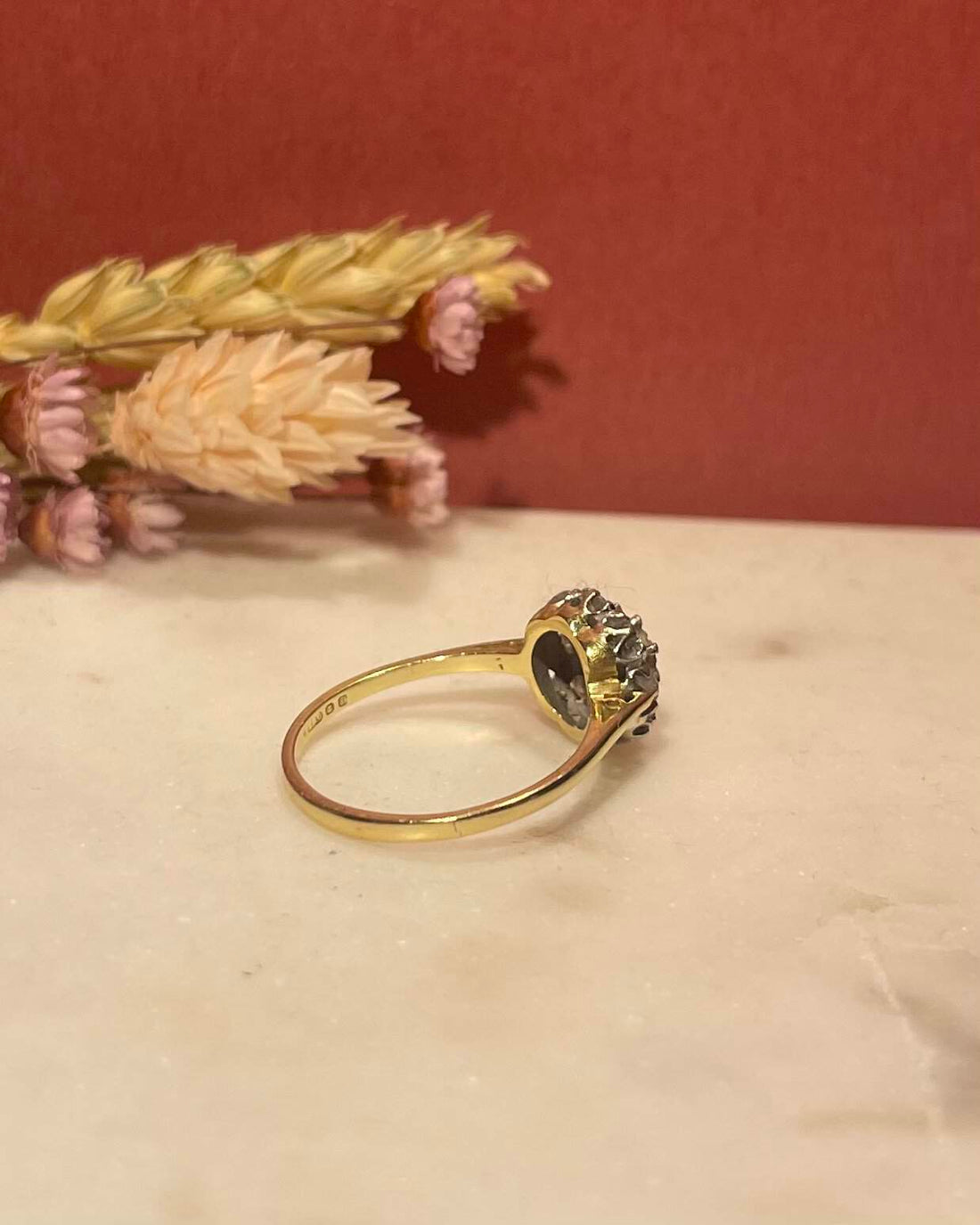 Bague Vintage Marguerite 9 Diamants &quot;Maeva&quot;