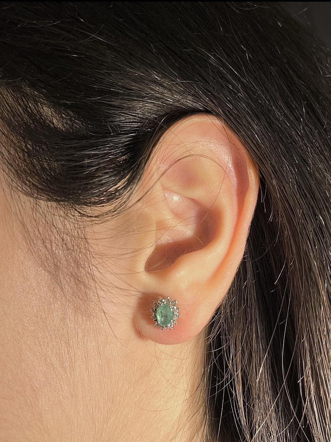 Pendientes de margaritas de esmeralda y diamantes "Linoé"