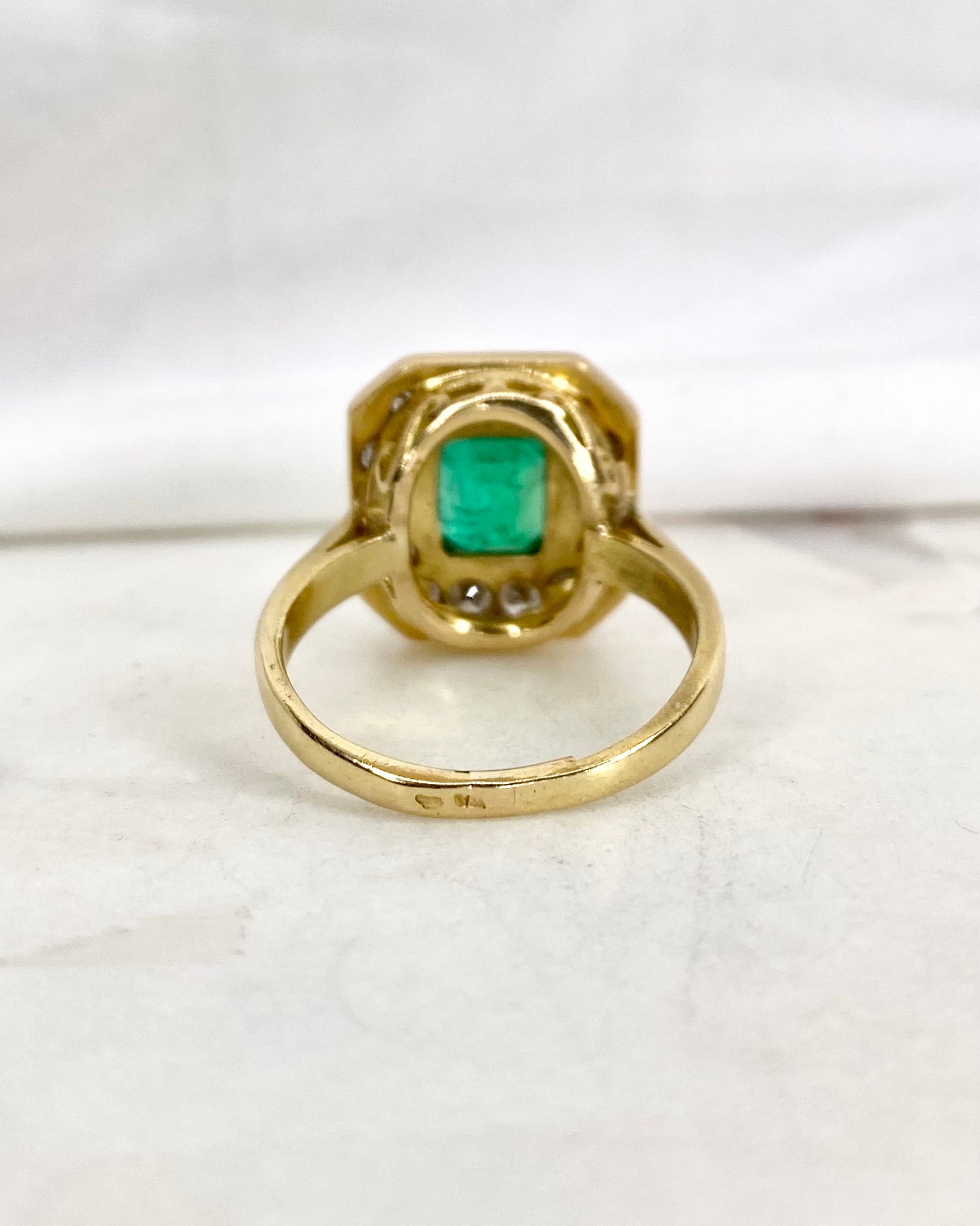 Bague Style Art Deco Émeraude 2.30 carats &amp; Diamants "Lise"