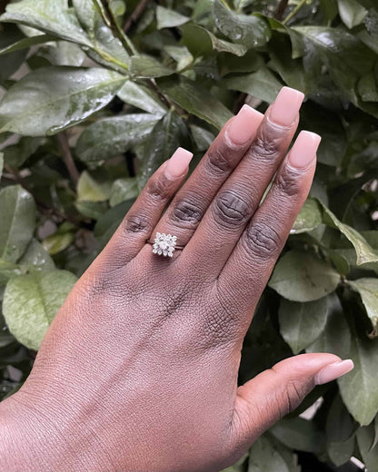 Bague Marguerite Diamants &quot;Youmna&quot;