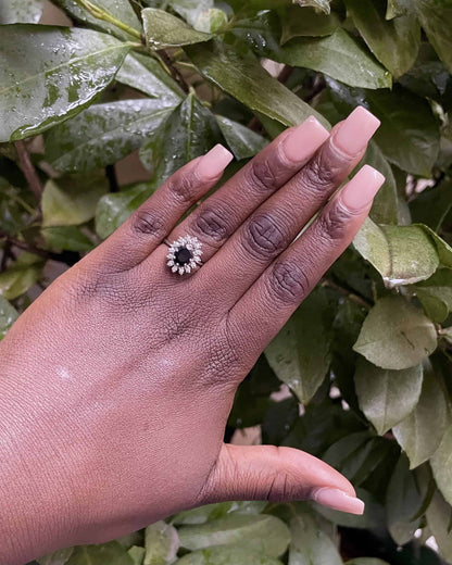Bague Marguerite Saphir 1.25 Carat &amp; Diamants &quot;Mae&quot;