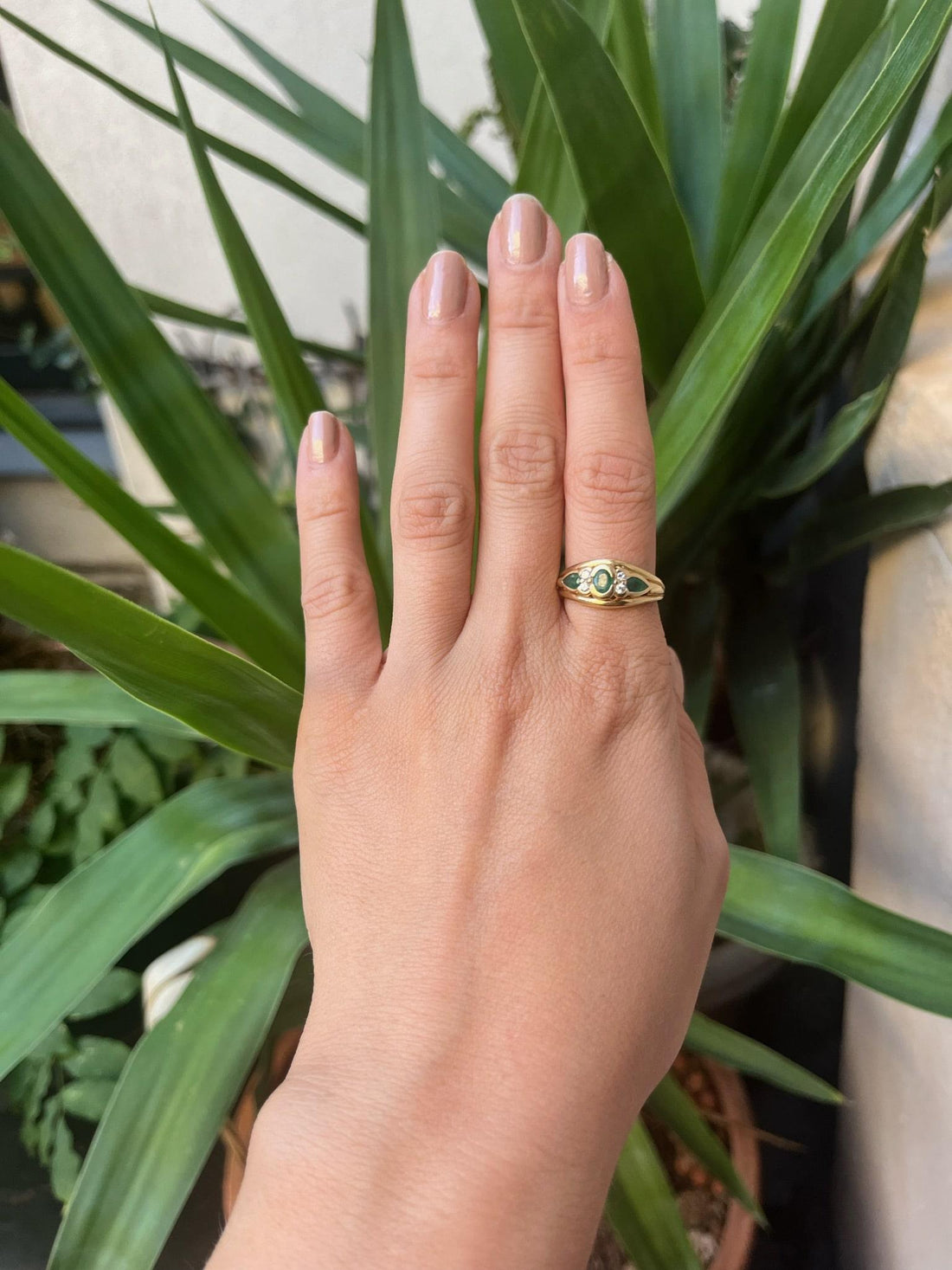 Bague Jonc émeraudes &amp; diamants &quot;Ode&quot;