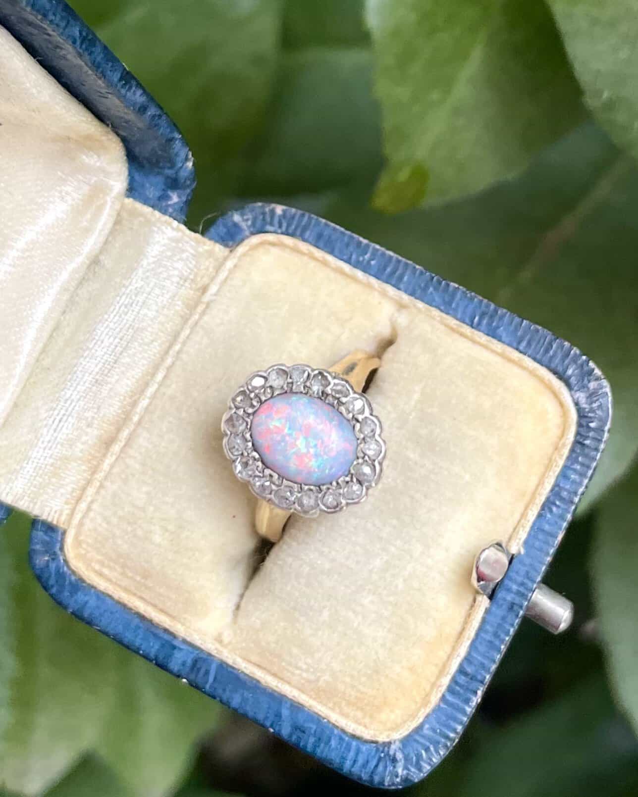 Marguerite Vintage Opale 0.90 Carat &amp; Diamants "Abel" - Elliade Paris