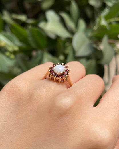Bague marguerite Opale &amp; 12 Grenats &quot;Nelly&quot;