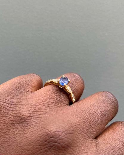 Bague Solitaire Saphir 1.10 carat &amp; Diamants &quot;Lorena&quot;