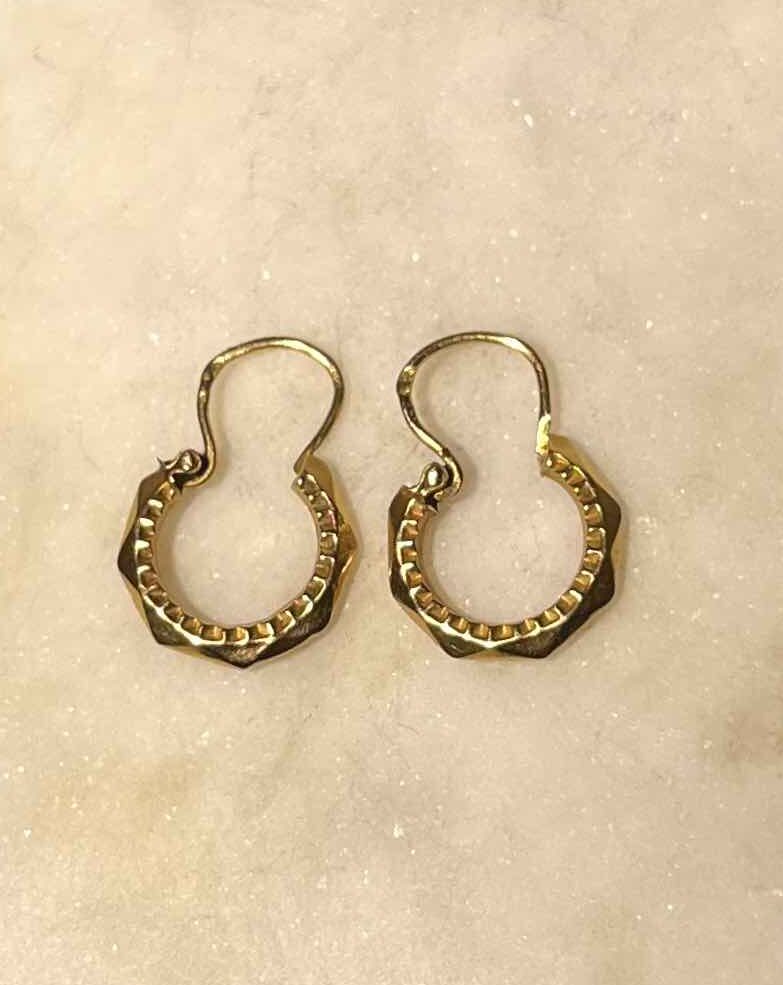 Mini pendientes vintage de aro dorados "Lina"