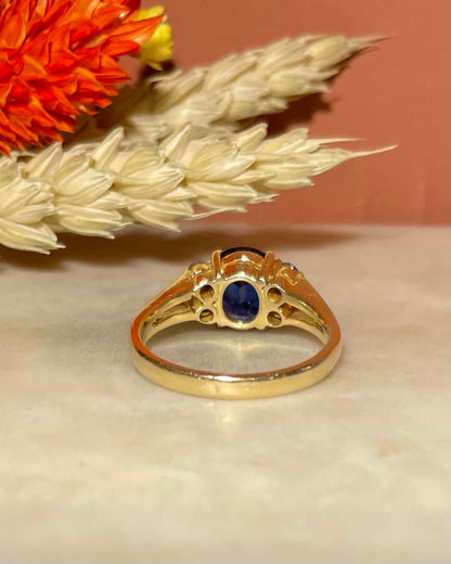 Bague Trilogie Saphir 2 carats &amp; Diamants &quot;Soraya&quot;