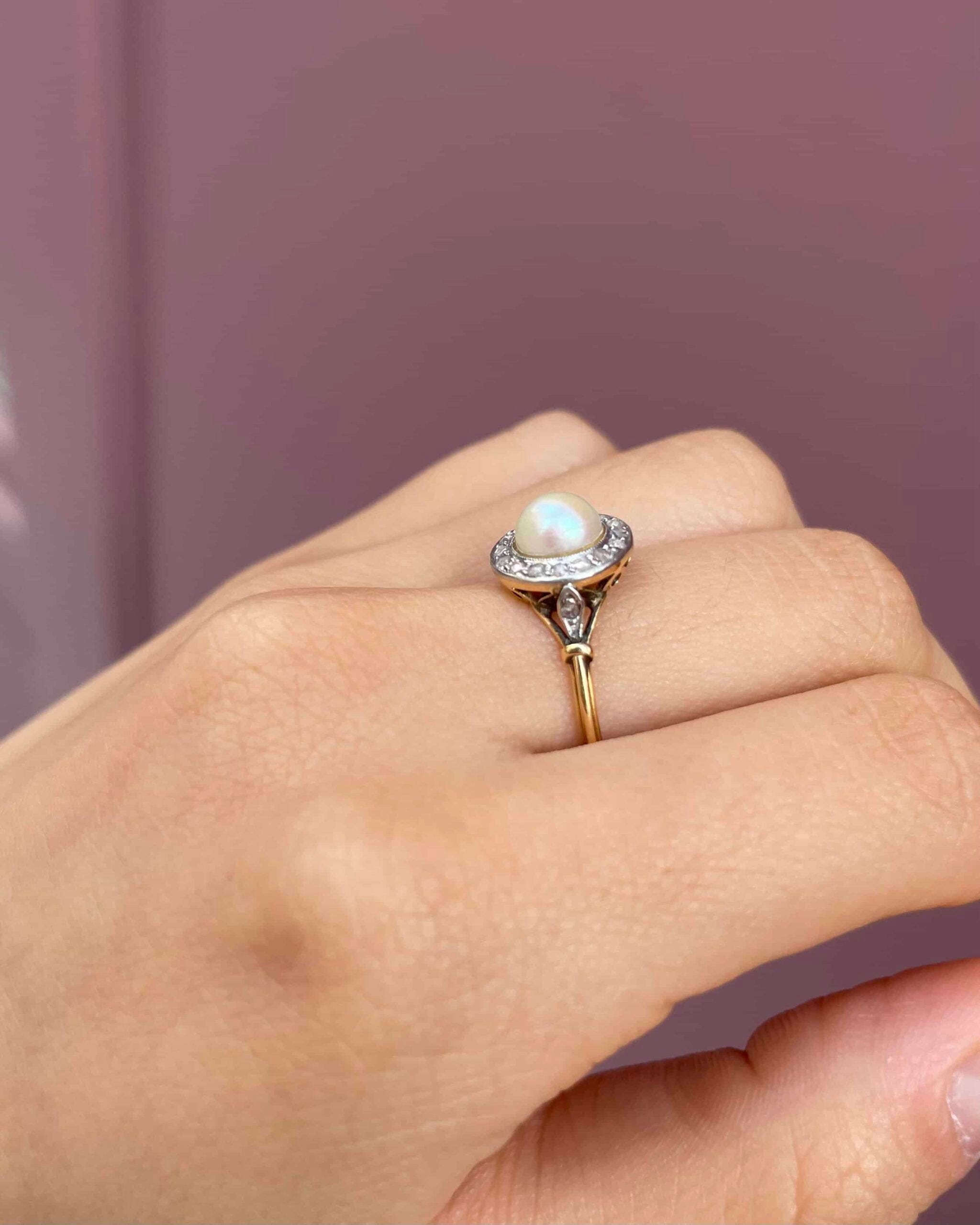 Bague Marguerite Art-Déco Perle &amp; Diamants "Helene" - Elliade Paris