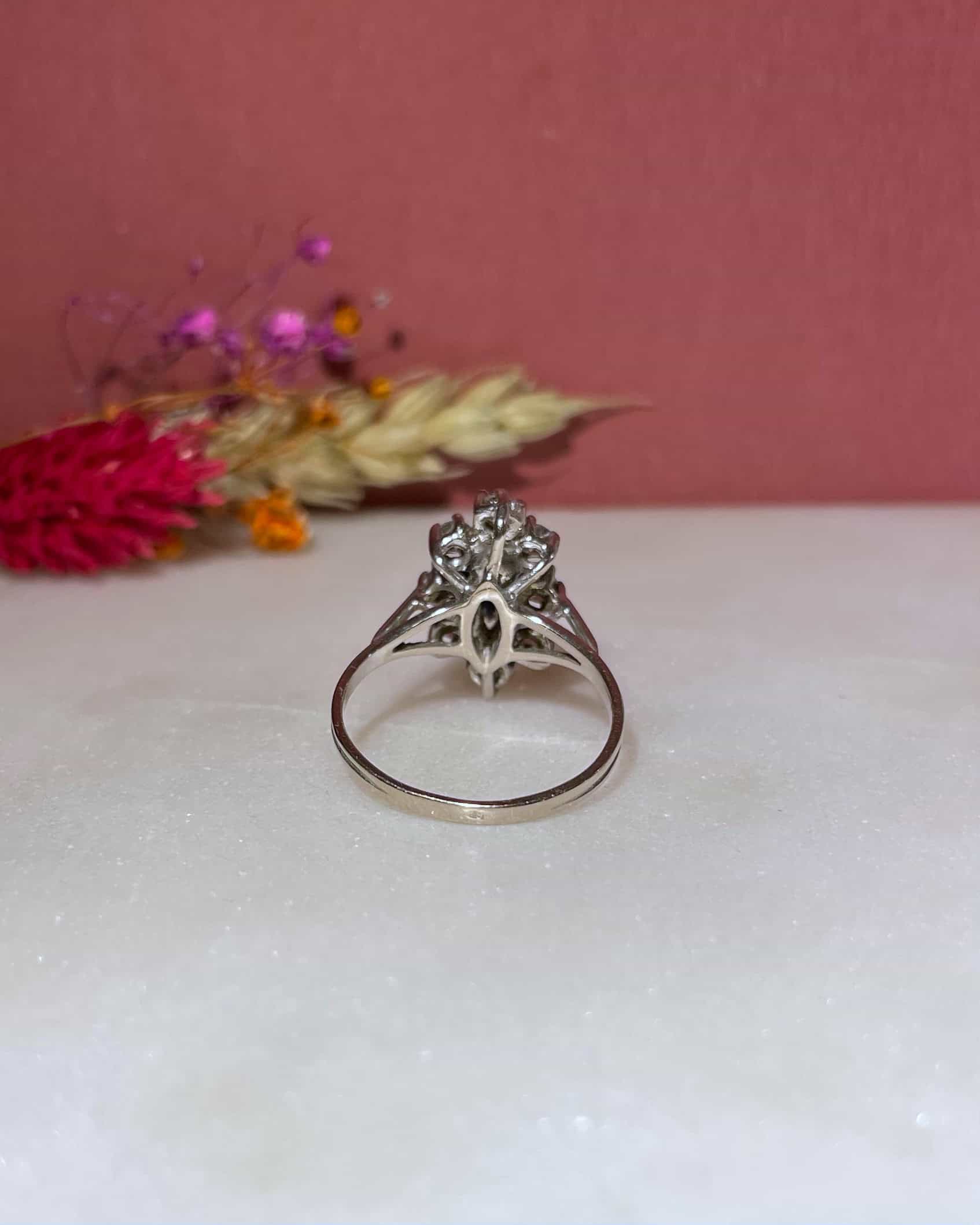 Bague Marguerite Saphir &amp; Diamants "Paula" - Elliade Paris