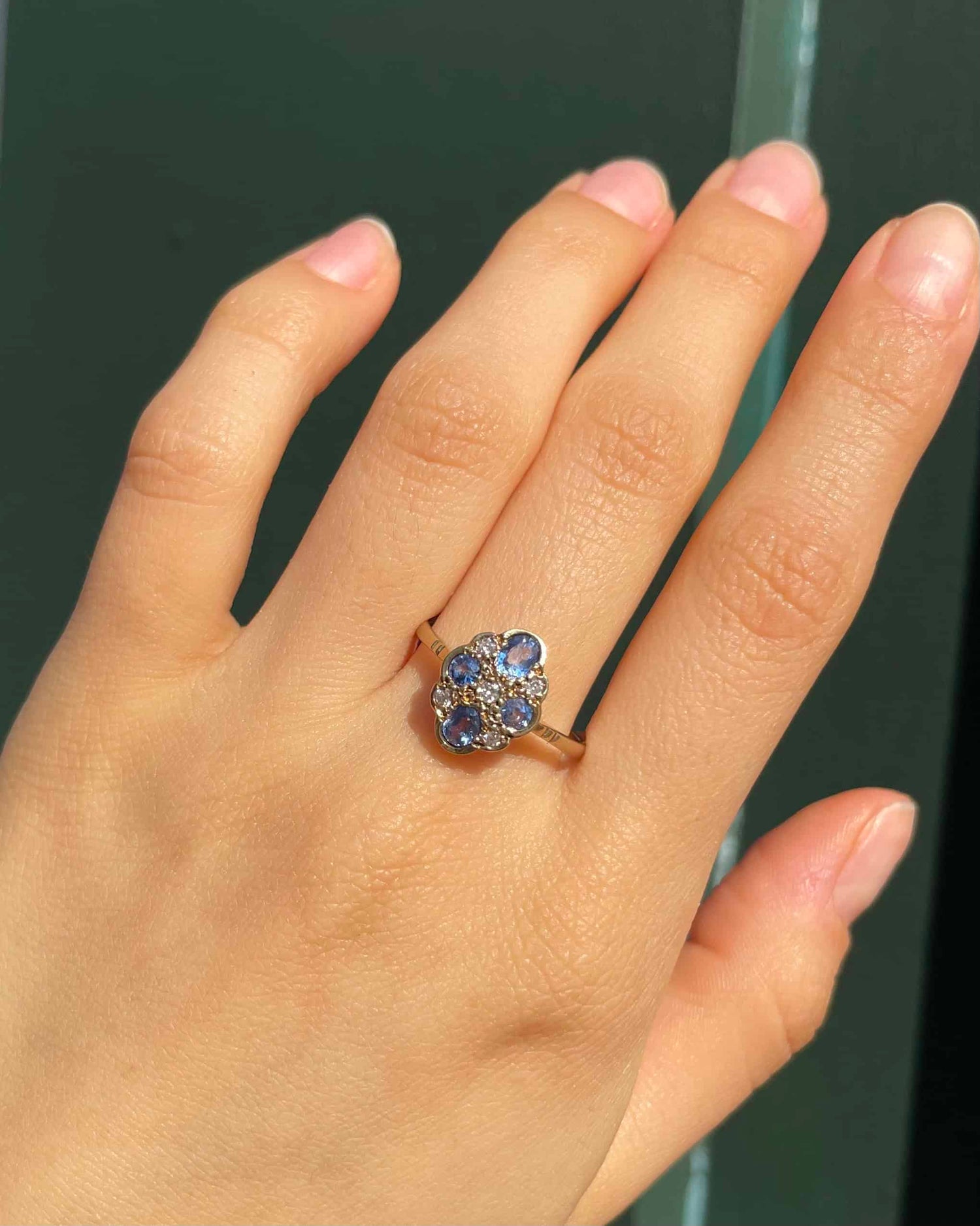 Bague Vintage Fleur Saphirs &amp; Diamants &quot;Josiane&quot;