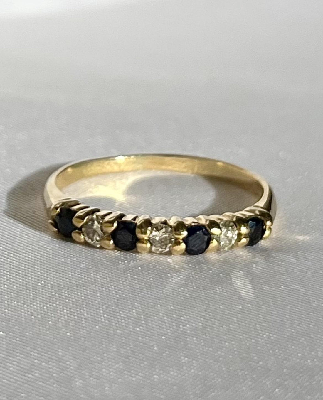 Half wedding band with sapphires and diamonds &quot;Ashanti&quot;