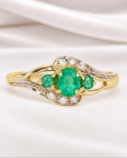 “Daisy” Emerald &amp; Diamond Trilogy Ring
