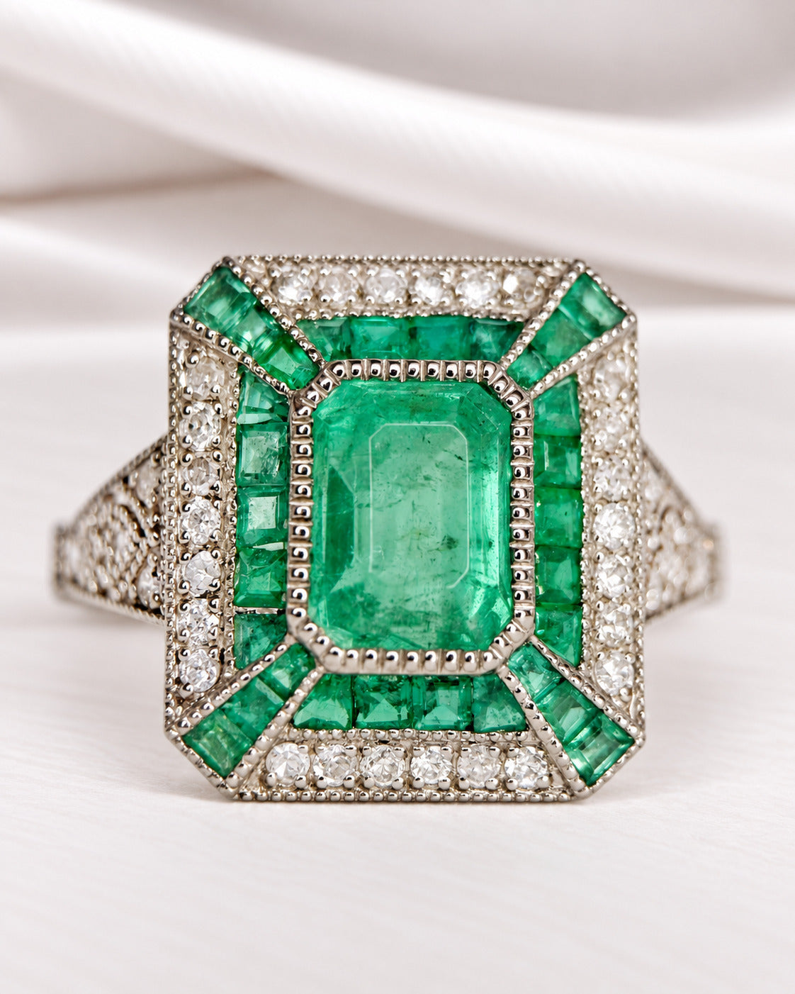 Art Deco-Style Ring Emeralds 1.74 carat &amp; Diamonds 0.24 carat "Océane"