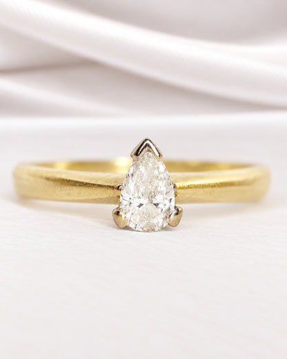 0.25-carat Diamond Solitaire Ring "Priscillia"