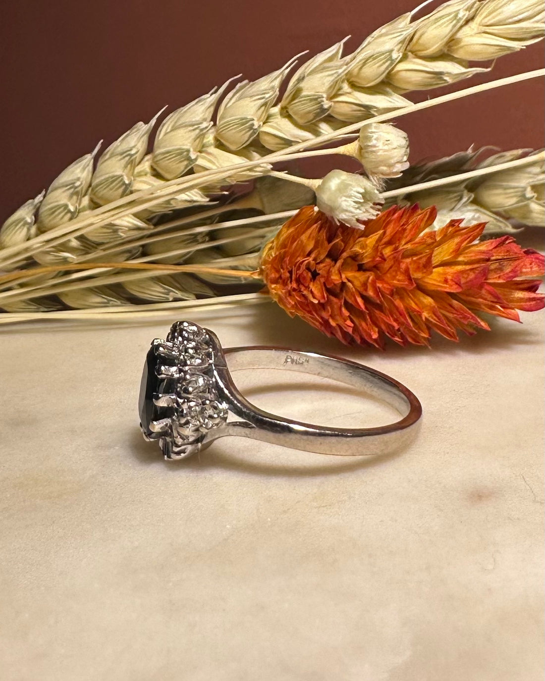 Bague Marguerite Saphir 1 carat &amp; Diamants &quot;Irèna&quot;