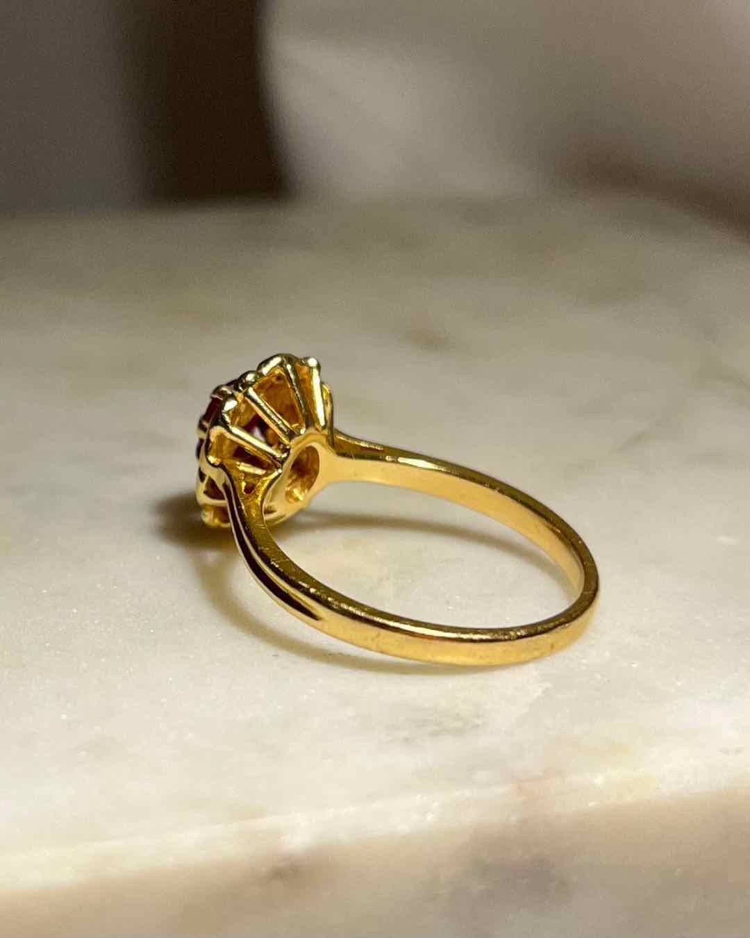 "Laïs" Ruby &amp;amp; Diamond Daisy Ring