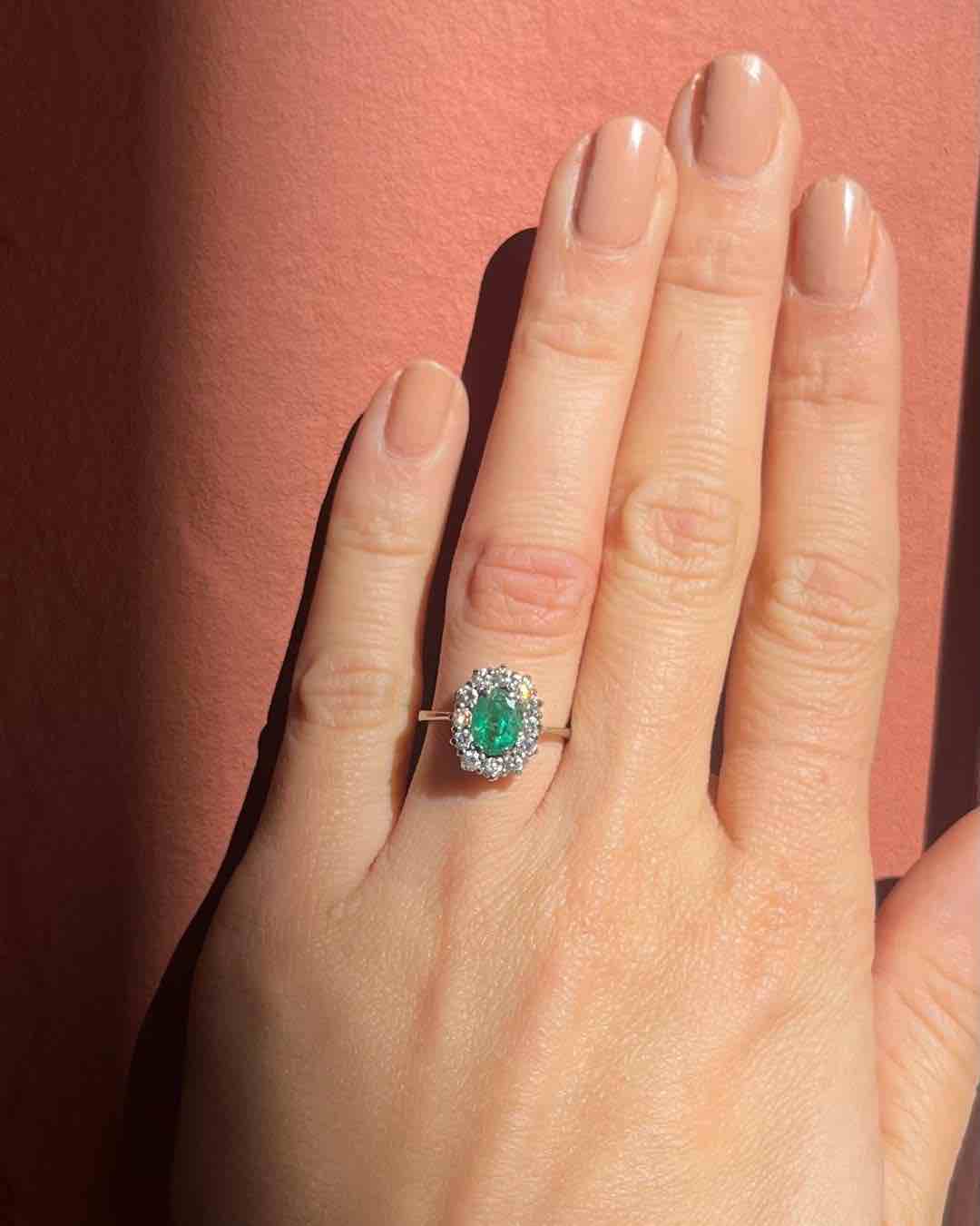 Bague Marguerite Émeraude &amp; Diamants "Léa"