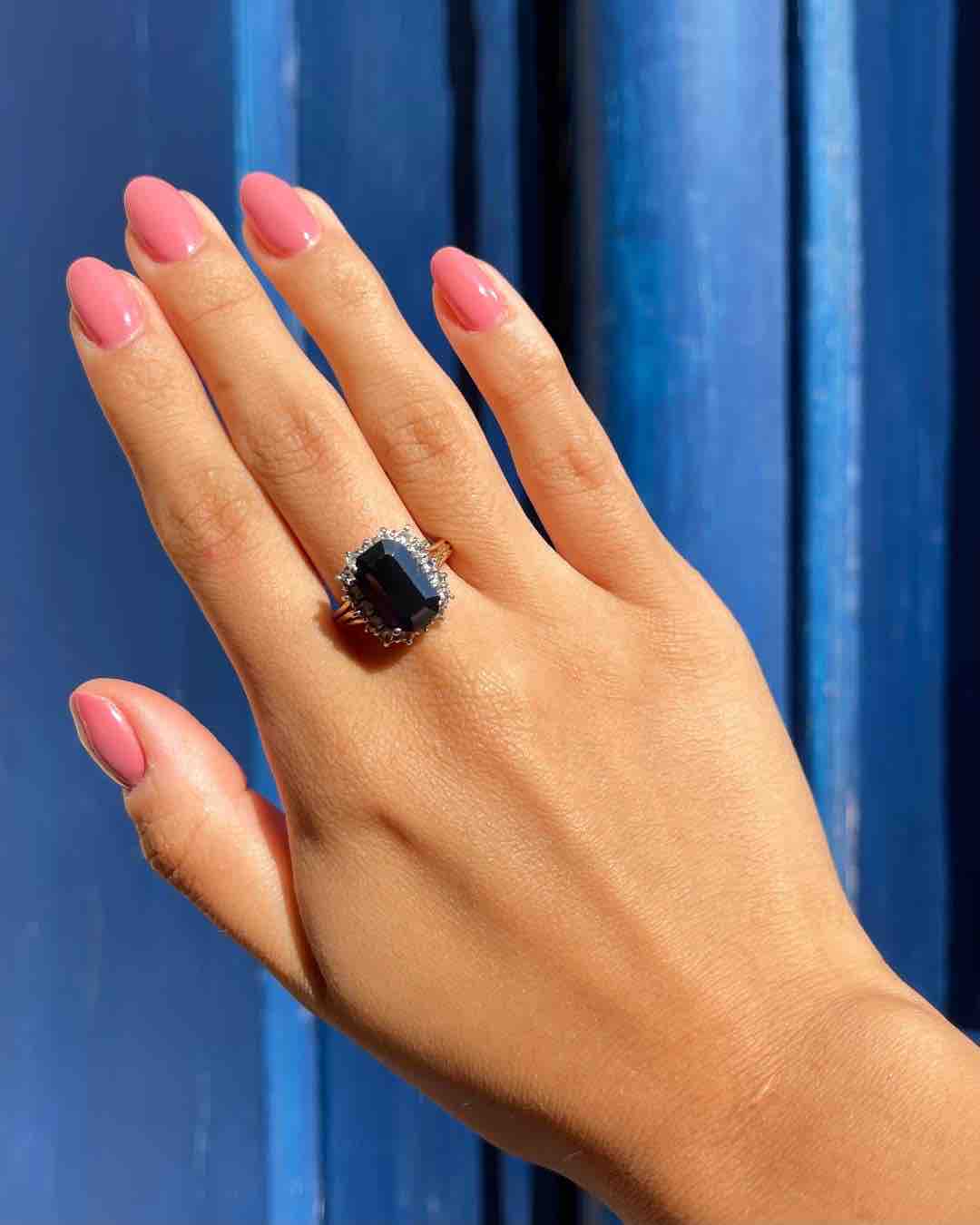 Bague Marguerite Saphir 4.50 carats &amp; Diamants &quot;Aude&quot;