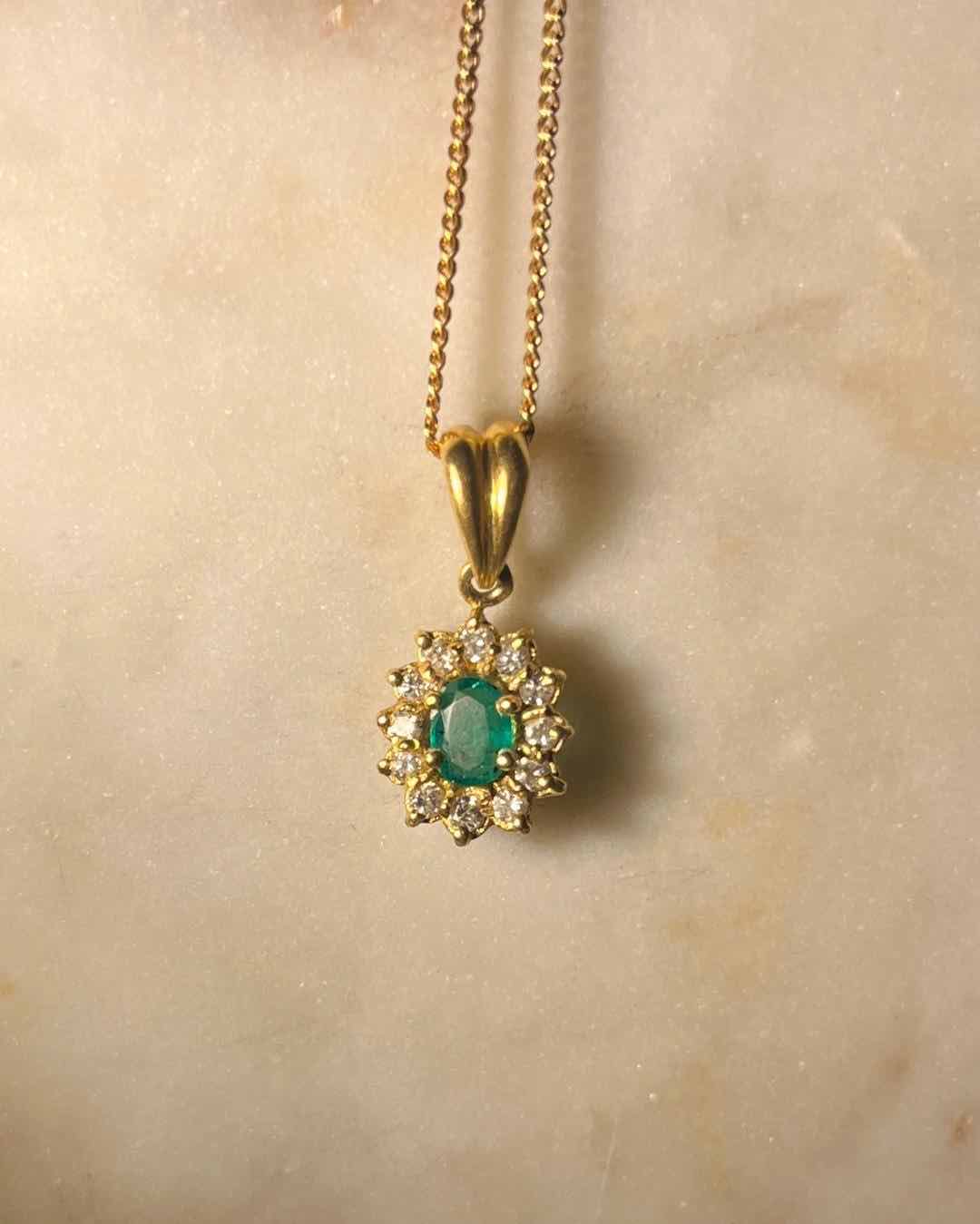 Pendentif Marguerite Émeraude &amp; Diamants &quot;Miley&quot;