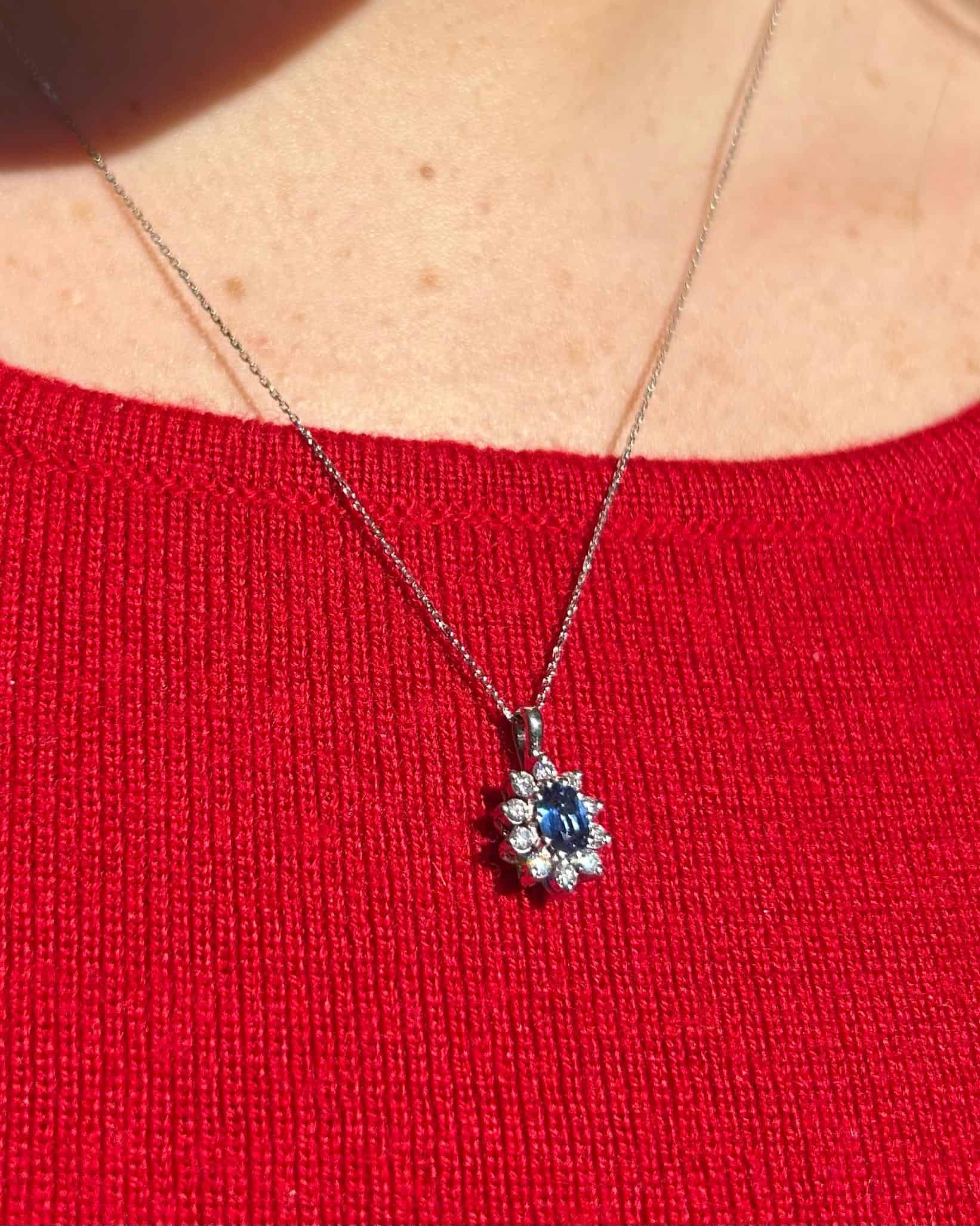 Pendentif Marguerite Saphir &amp; Diamants "Maéla" - Elliade Paris
