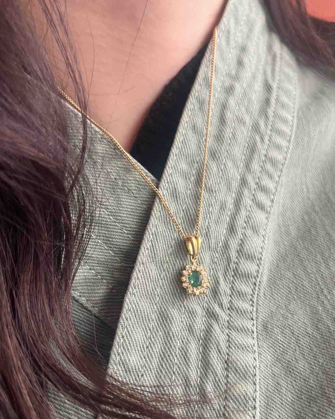 Pendentif Marguerite Émeraude &amp; Diamants &quot;Miley&quot;