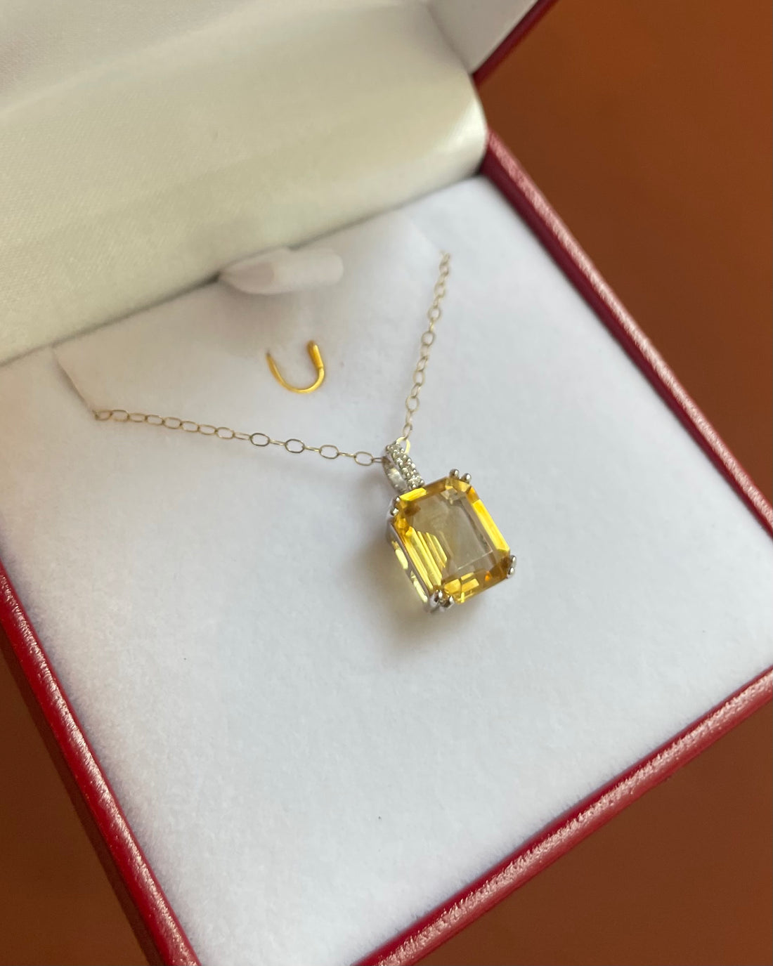 Pendentif Citrine 2.90 carats & Diamants “Hermine”