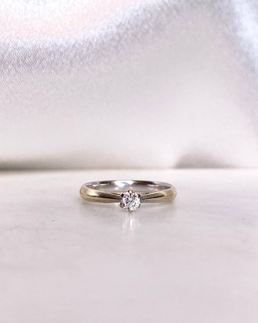 Bague Solitaire Diamant 0.10 carat "Pennie"