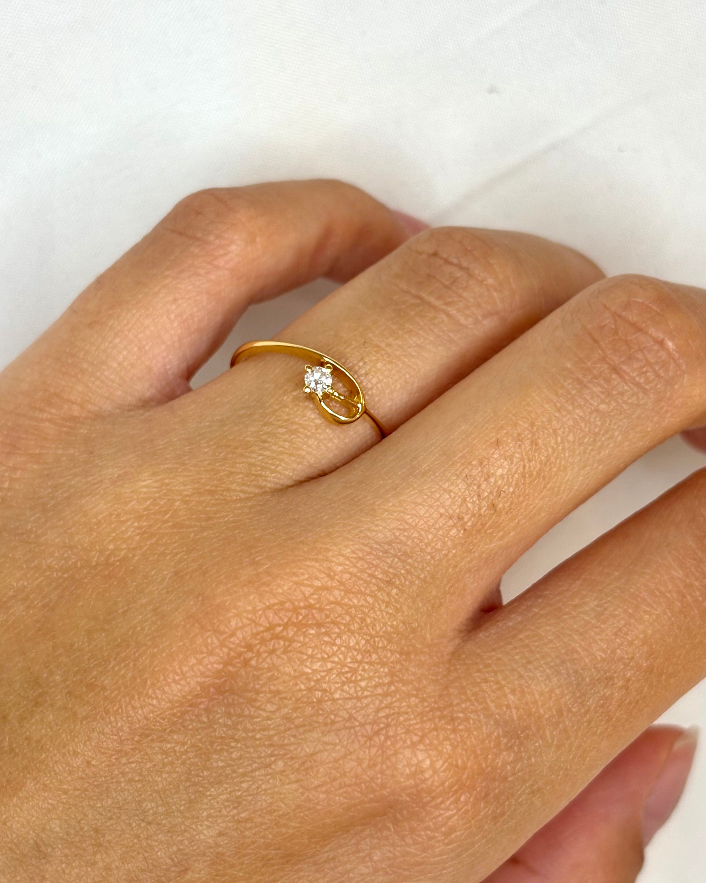 Bague Solitaire Diamant 0.08 carat &quot;Maude&quot;