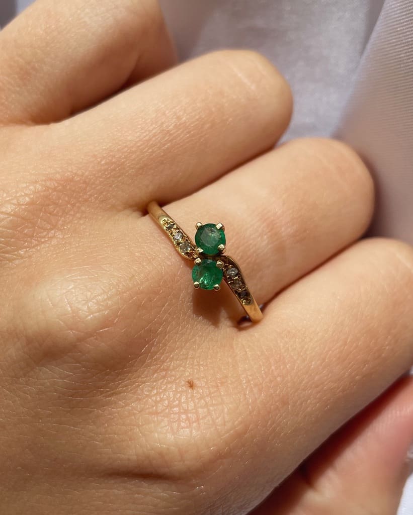 Bague Toi &amp; Moi Emeraude et diamants "Lucida" - Elliade Paris