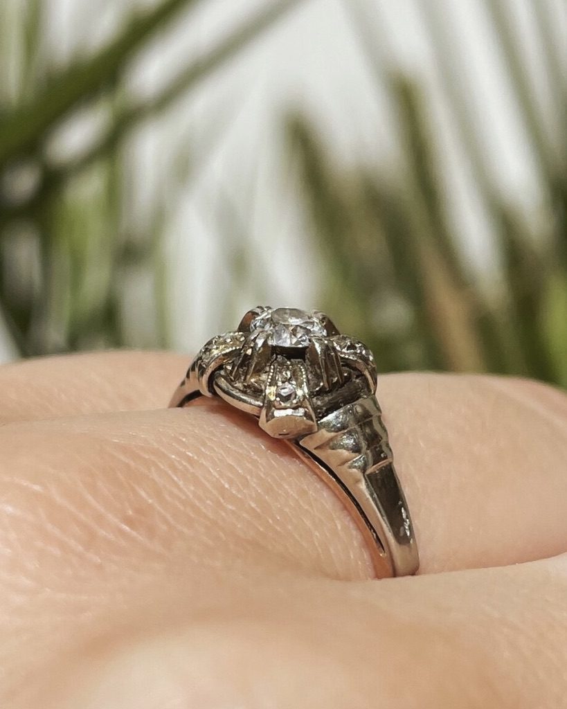 Bague diamants Art-déco &quot;Nolwenn&quot;