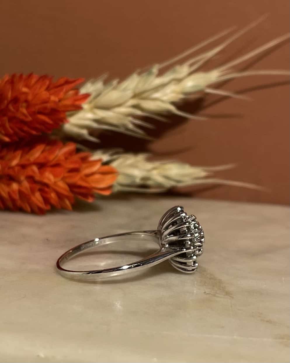 Bague Marguerite 25 Diamants 0.56 carat &quot;Clarty&quot;