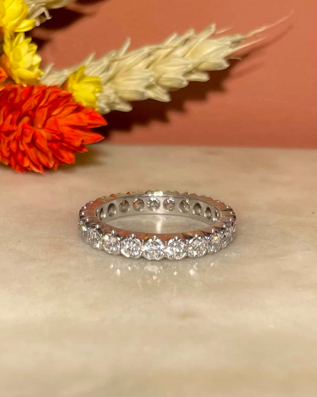 Alianza de boda con diamantes americanos de 1,60 quilates &quot;Lilie&quot;