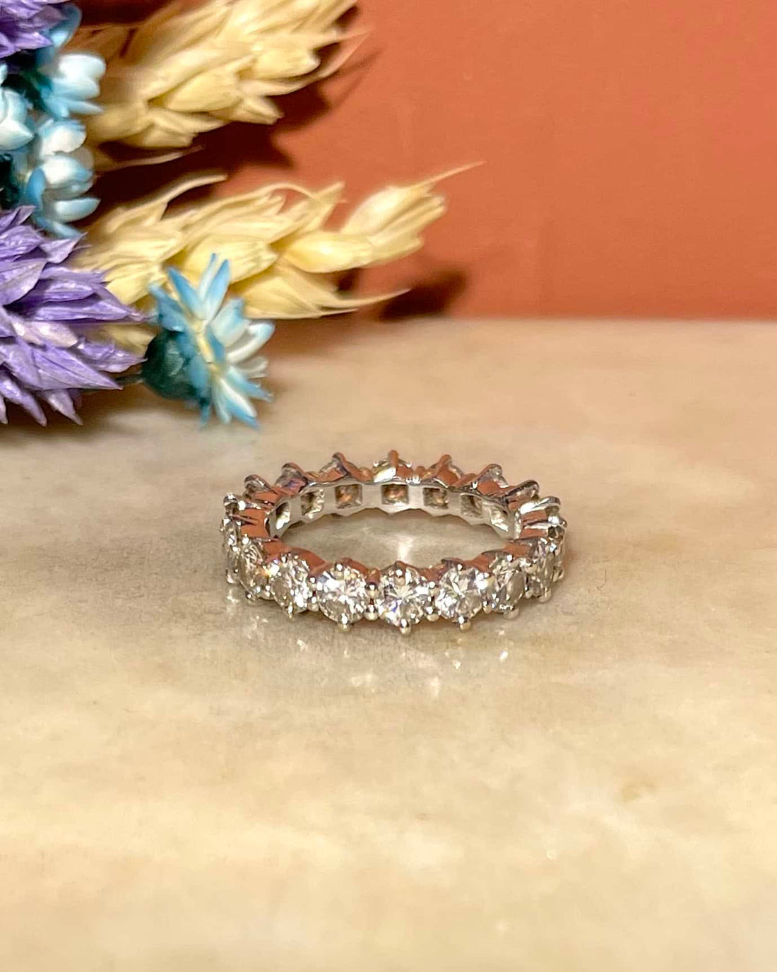 Alianza de boda con diamantes americanos de 1,80 quilates &quot;Alicia&quot;