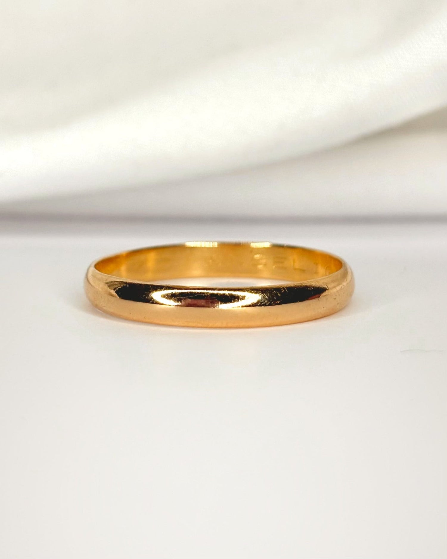 Alliance Or Jaune 18 carats 0.3 mm 3.13g "Servet" - Elliade Paris