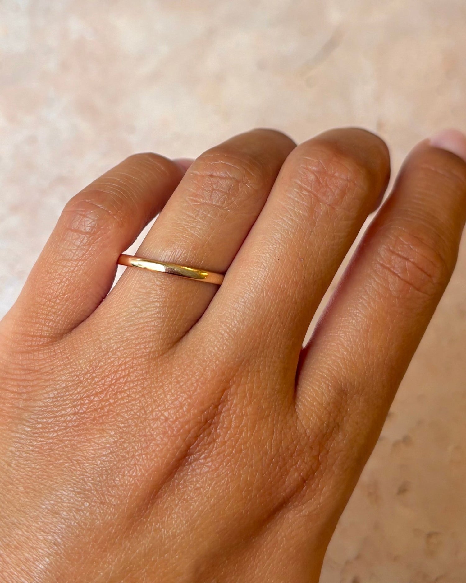 Alliance Or Jaune 18 carats 2 mm "Chris" - Elliade Paris