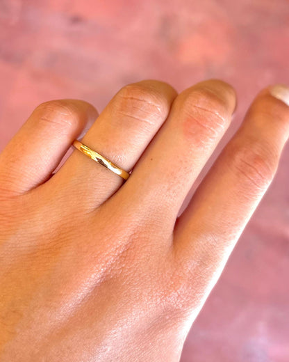 Alliance Or Jaune 18 carats 2.1 mm "Inaya" - Elliade Paris